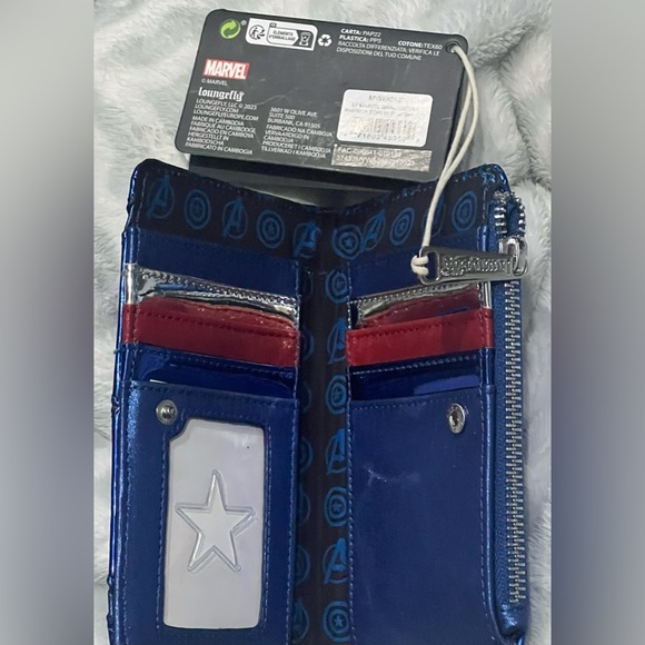 NWT Loungefly Marvel Captain America infinity war flap wallet - Picture 8 of 8